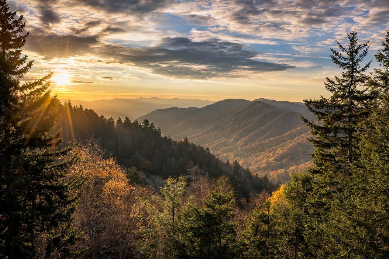 Rocky Top Lookout ガトリンバーグ エクステリア 写真